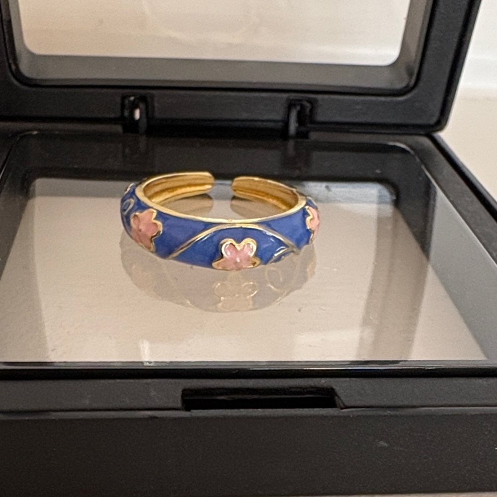 Elegant Blue and Gold Floral Adjustable Ring